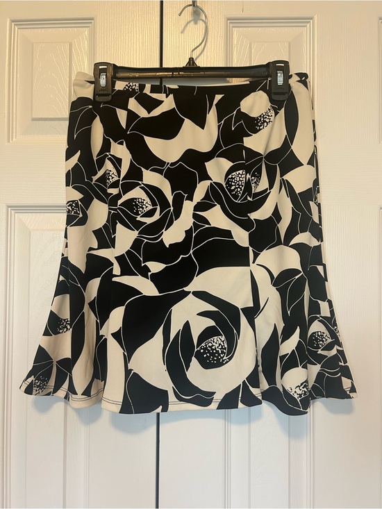 Express Dresses & Skirts - Vintage Express Floral Print Midi Skirt, Black/White, size M